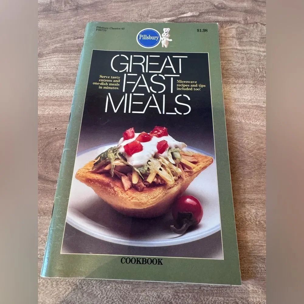 Great Fast Meals Pamphlet Cookbook Pillsbury Classics 1984 One Dish Meals